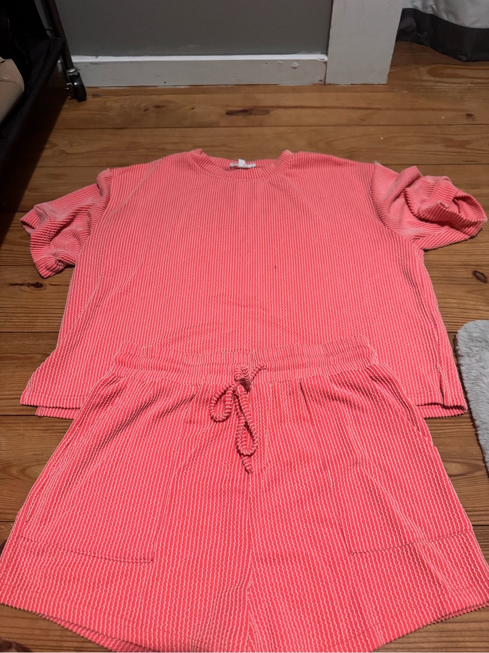 Women’s Coral lounge Set with Drawstring